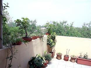 Chhoti Haveli Bed & Breakfast Ню Делхи Екстериор снимка